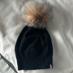 Chic Black Knit Beanie with Faux Fur Pom
